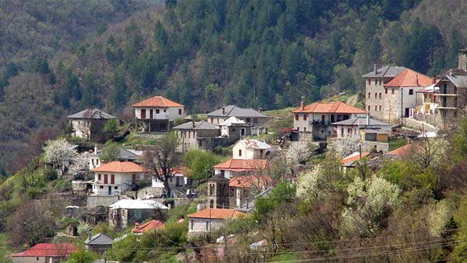 17 υπέροχα χωριά για χειμωνιάτικες αποδράσεις